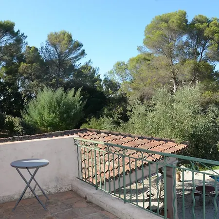De Charme Avec Piscine Sur La Colline De Valescure Saint-Raphaël